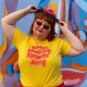 Ban.do Women’s graphic Tee ask me about my karaoke song” Small NWT